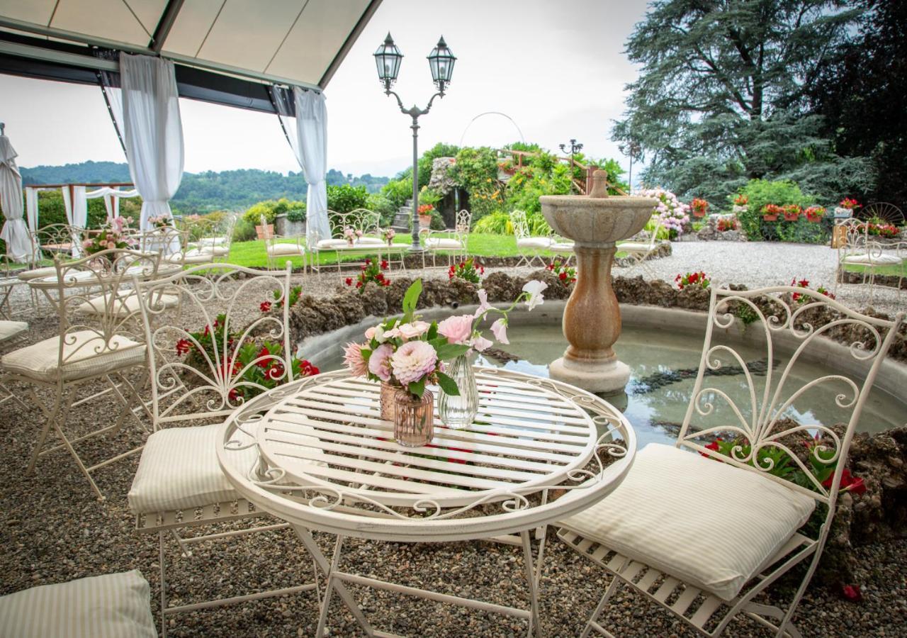Villa Ghiringhelli Azzate Extérieur photo