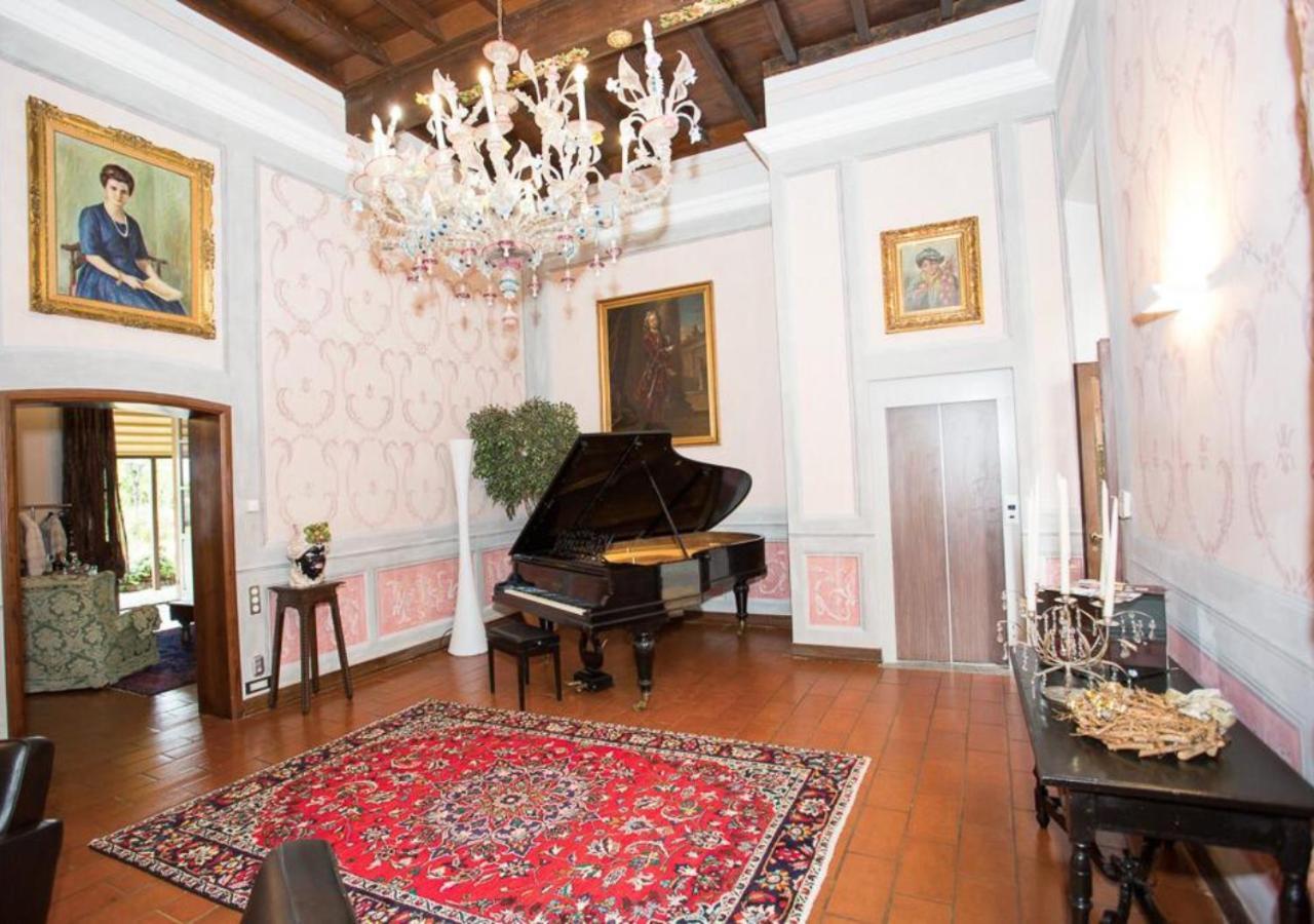 Villa Ghiringhelli Azzate Extérieur photo