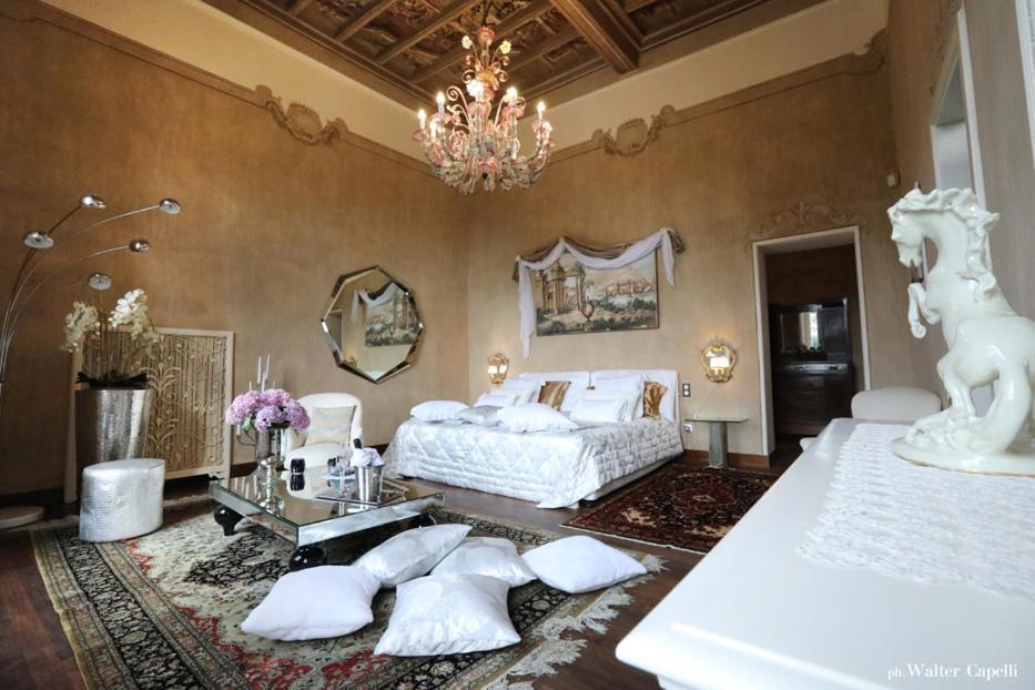 Villa Ghiringhelli Azzate Extérieur photo